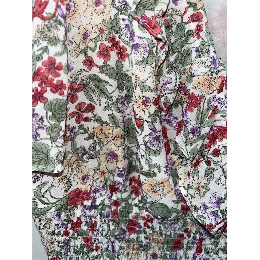 ASTR The Label Top L Ivory Coral Floral V-Neck Flutter Sleeve Fairycore Pastels - Picture 4 of 8